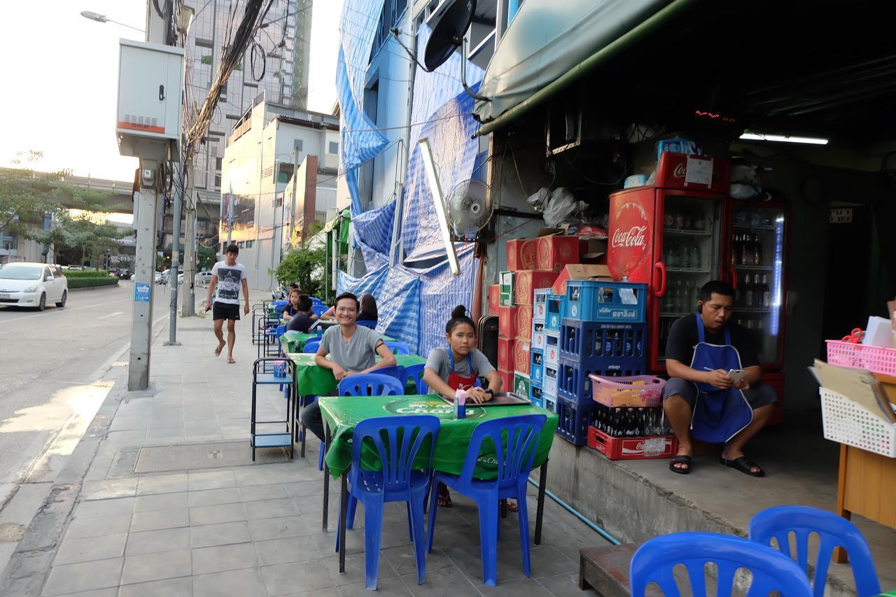 Baan Paan Sook Unitato Hostel Μπανγκόκ Εξωτερικό φωτογραφία