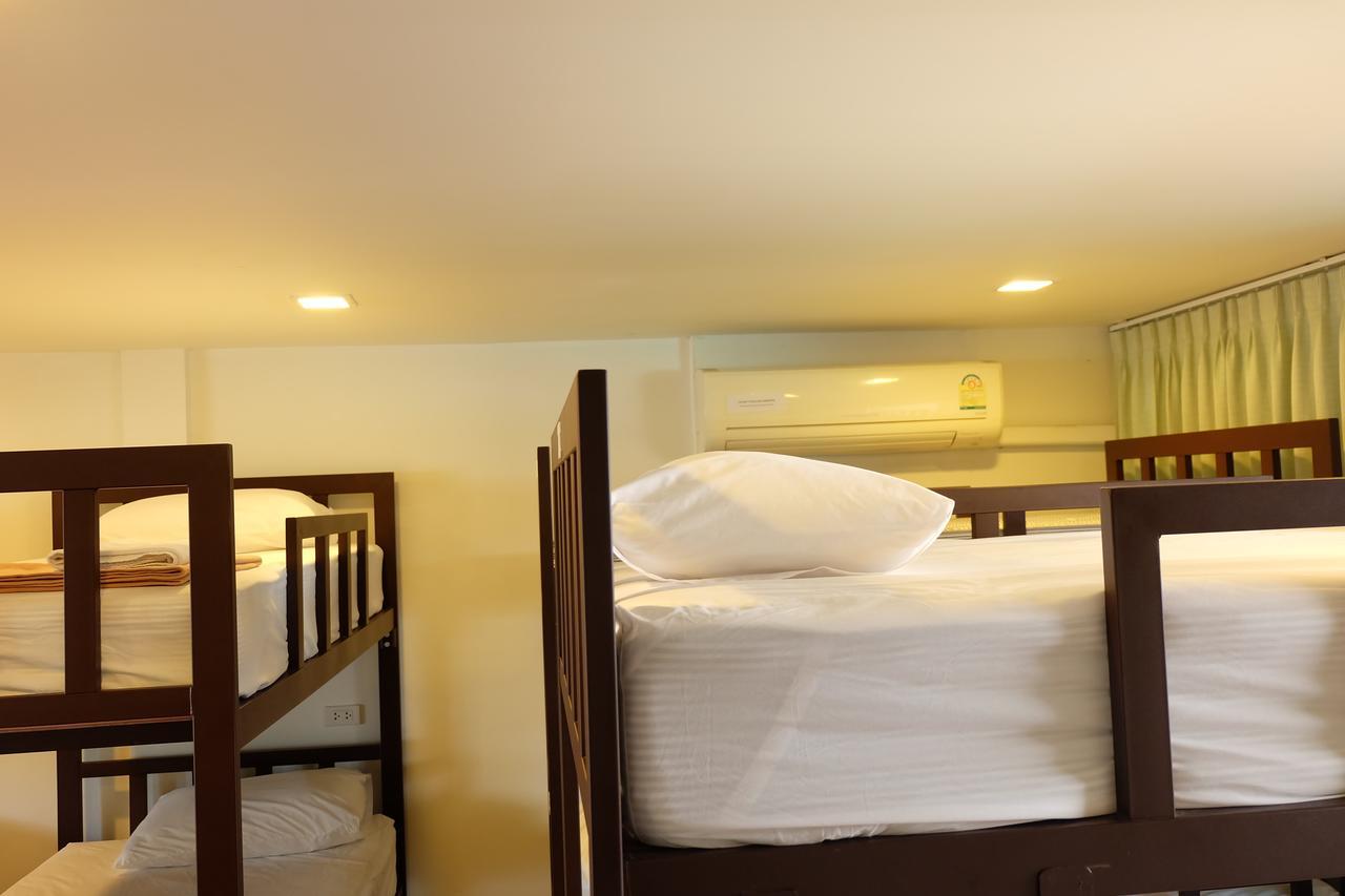 Baan Paan Sook Unitato Hostel Μπανγκόκ Εξωτερικό φωτογραφία