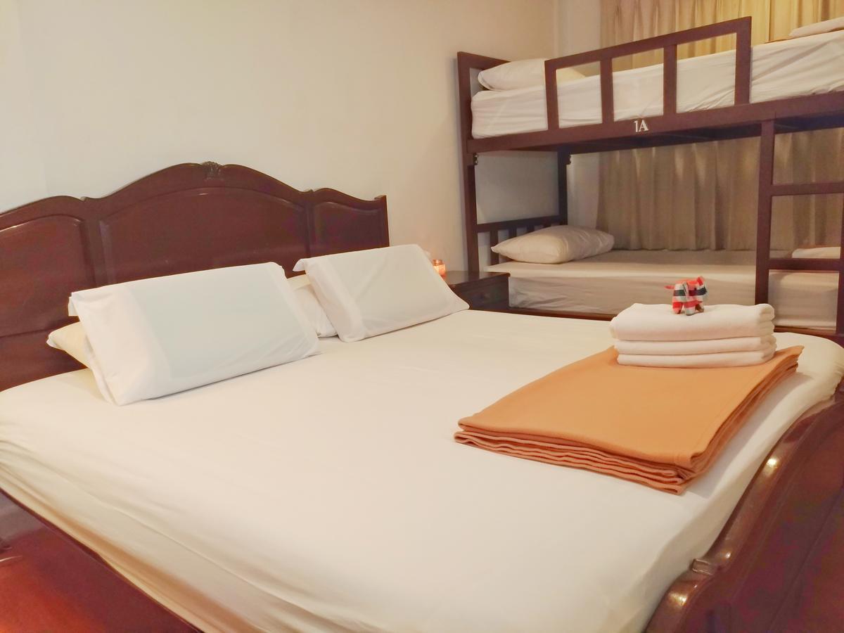 Baan Paan Sook Unitato Hostel Μπανγκόκ Εξωτερικό φωτογραφία