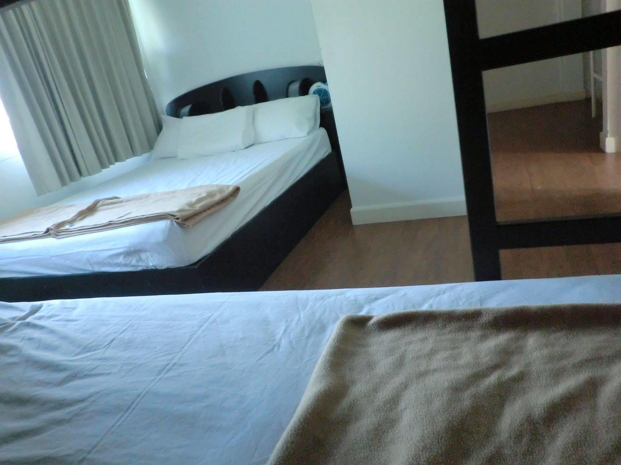 Baan Paan Sook Unitato Hostel Μπανγκόκ Εξωτερικό φωτογραφία